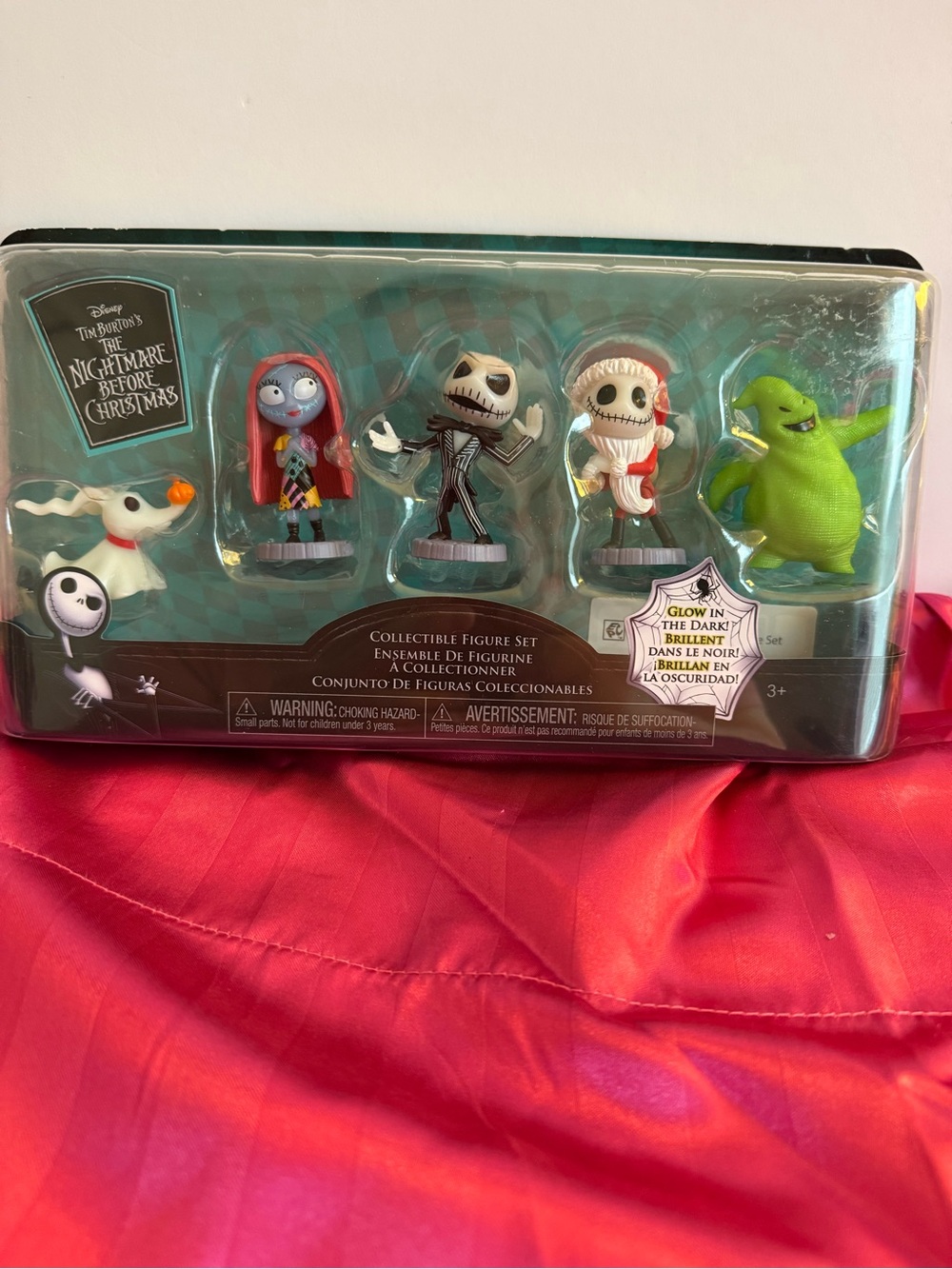 Disney Nightmare Before Christmas Glow in the Dark Figure Set NIB